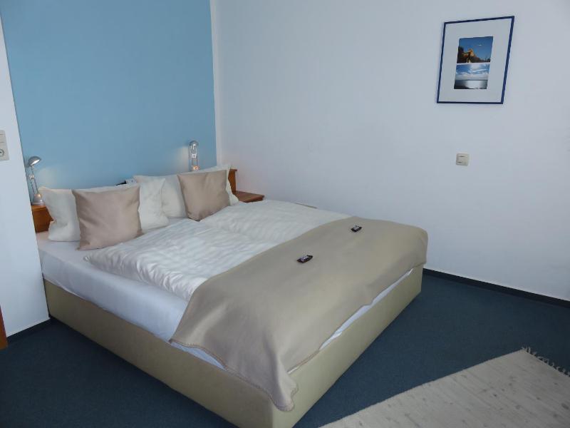 Standard Double Room image 1