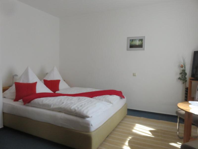Superior Double Room image 4