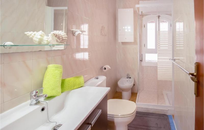 Nice Home In Orihuela Costa With Wifi - image 20