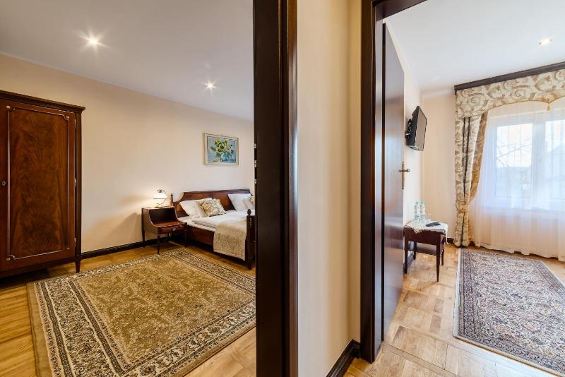 Studio with Garden View image 1