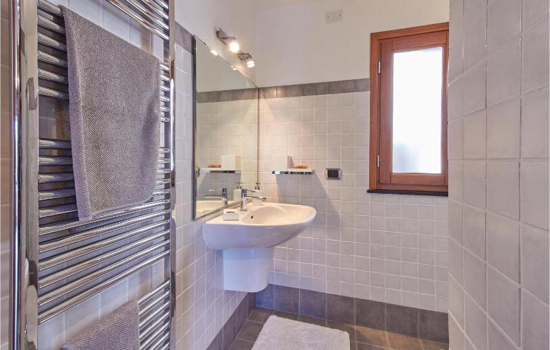 Two-Bedroom Holiday Home image 3