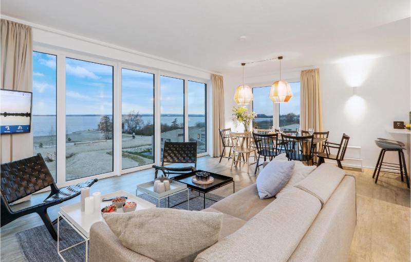 Three-Bedroom Apartment image 1