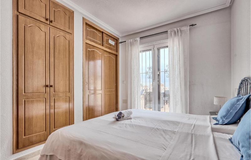 Amazing Home In Gran Alacant - image 12