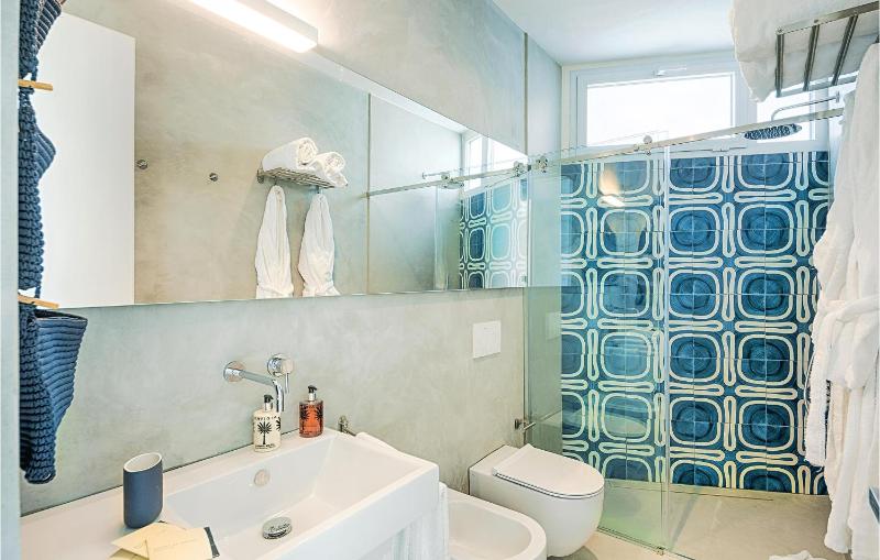 Two-Bedroom Holiday Home image 3