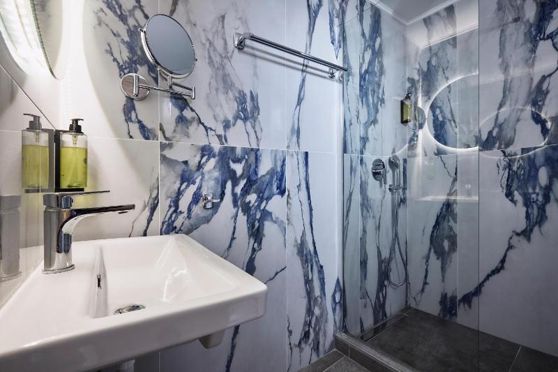 Superior Family Suite image 2