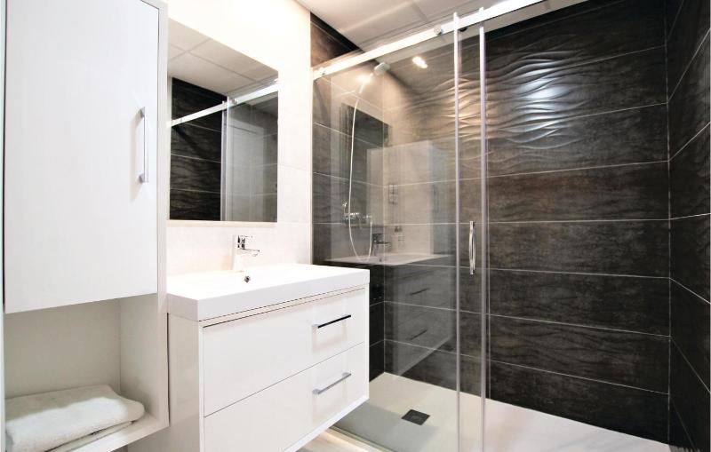 Two-Bedroom Apartment image 2