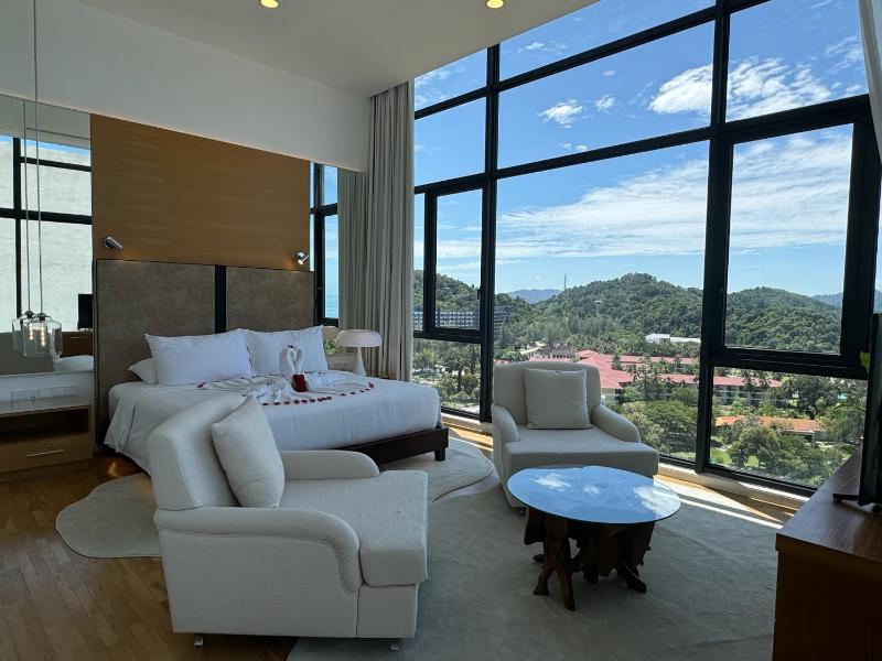 Lavanya Penthouse Private SKY Pool & 200° Sea View - image 23
