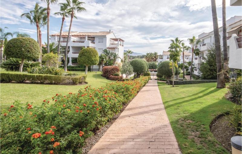 Awesome Apartment In Estepona With Wifi - image 21