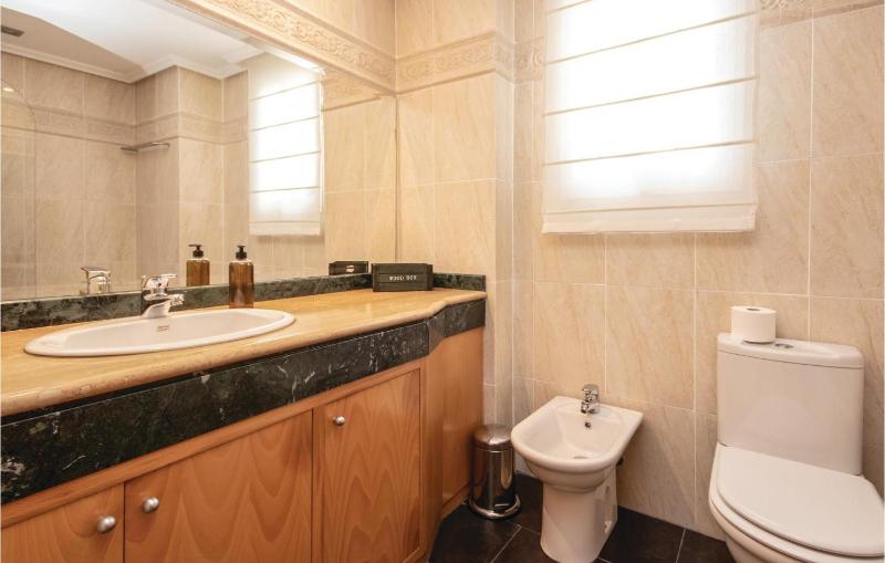 Two-Bedroom Apartment image 4