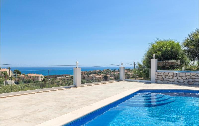 Beach Front Home In Las Lagunas De Mijas - image 41