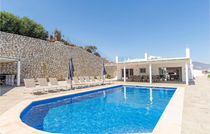 Beach Front Home In Las Lagunas De Mijas - image 35