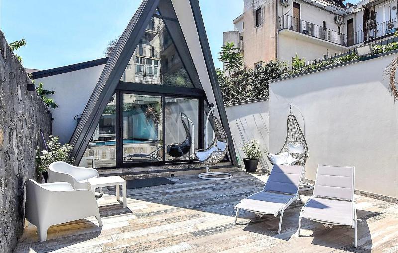 Cozy Home In Catania With Sauna - image 28