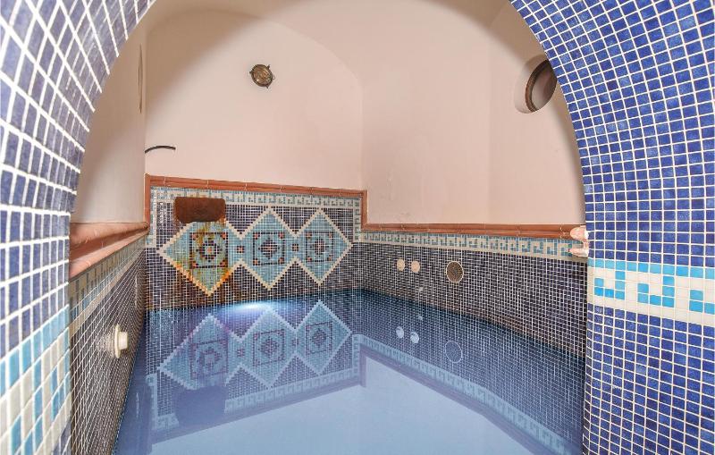 Lovely Home In Forio D'ischia - image 10