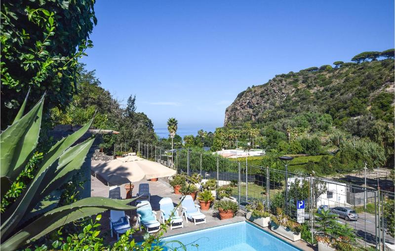 Lovely Home In Forio D'ischia - image 5