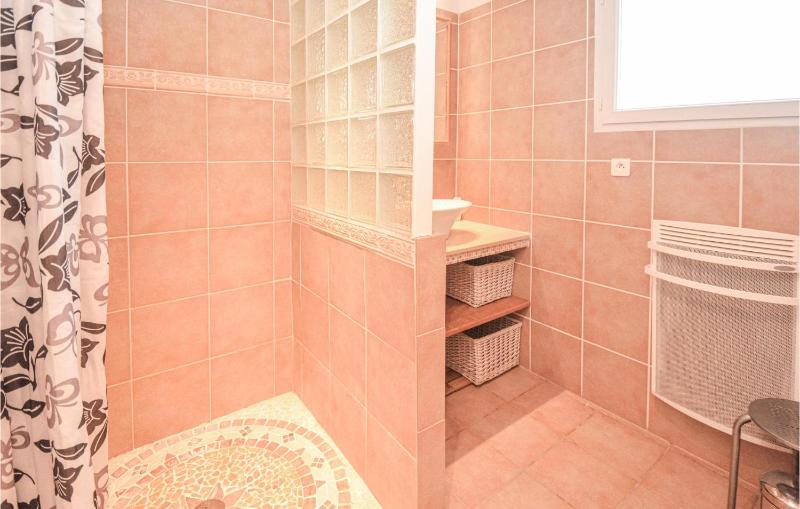 Two-Bedroom Holiday Home image 2