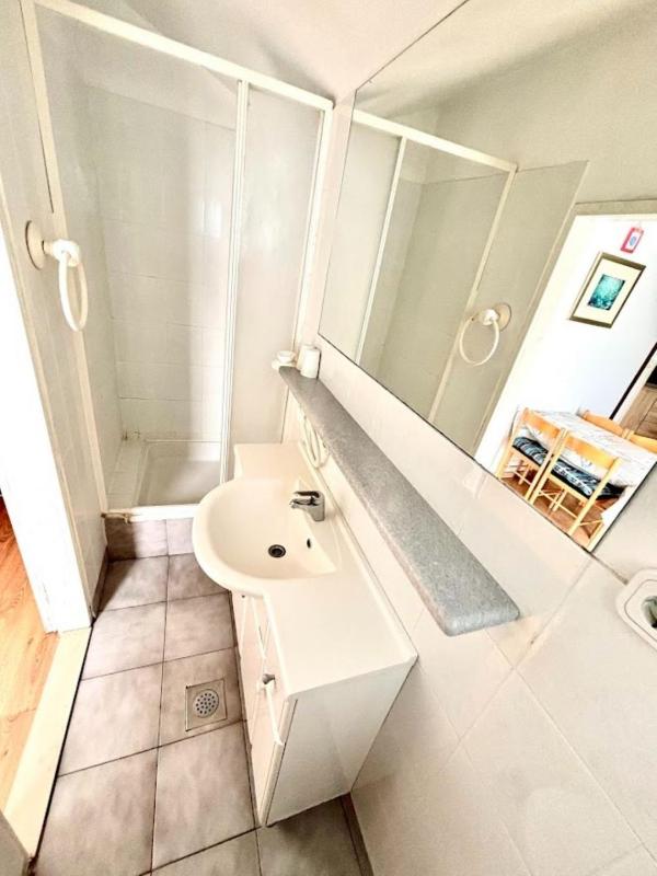 Two-Bedroom Apartment Standard image 2