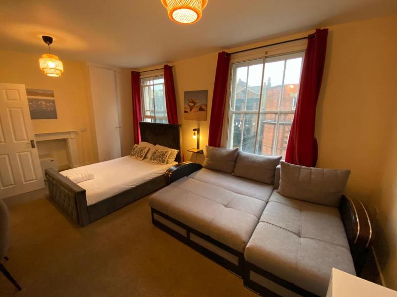 Family Room with Private Bathroom image 3