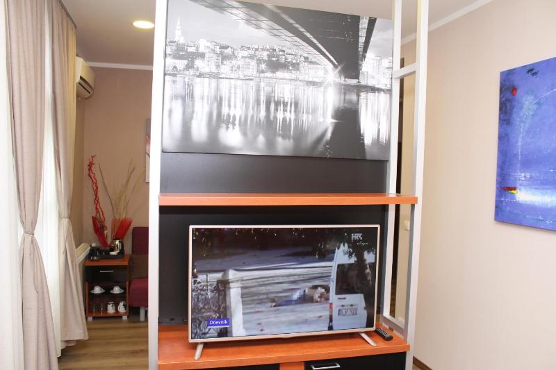 Superior Suite image 3