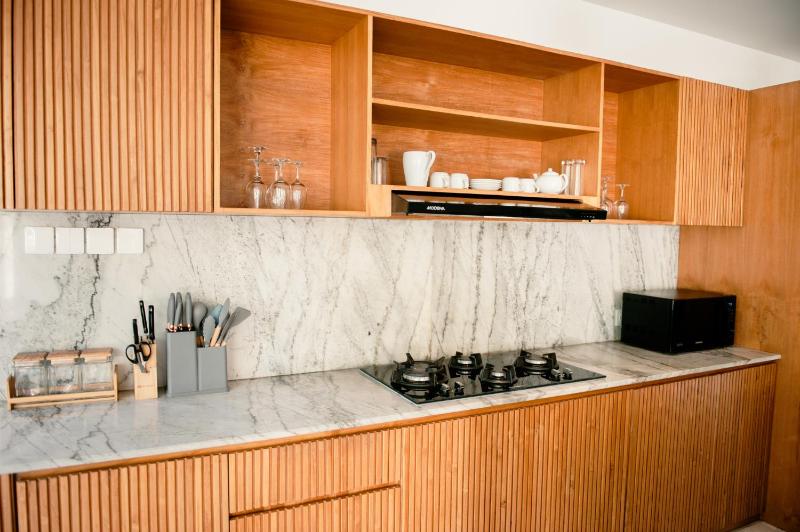 Payapaya Seminyak luxury vila 4 BR near beach potato head - image 32