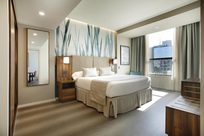 Suite image 4