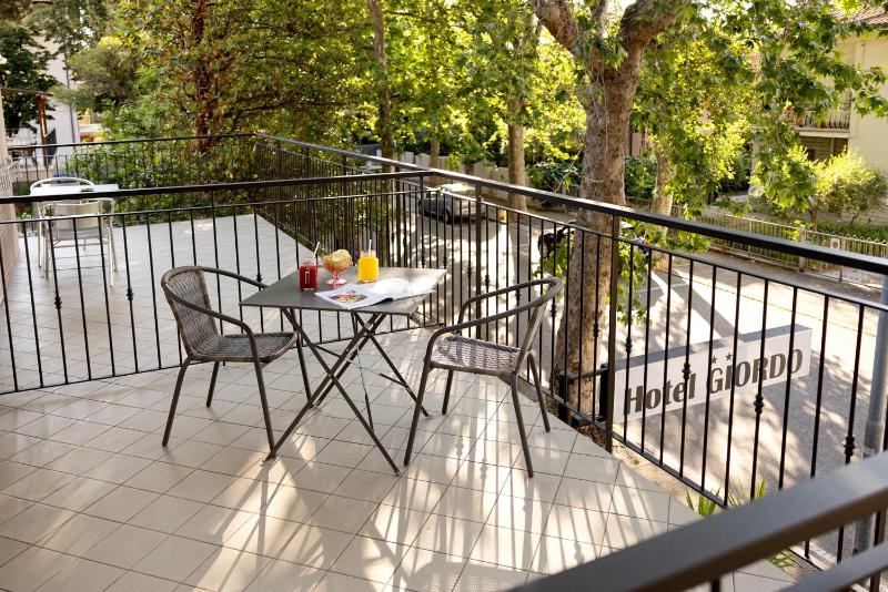 Single Room with Private Bathroom image 2