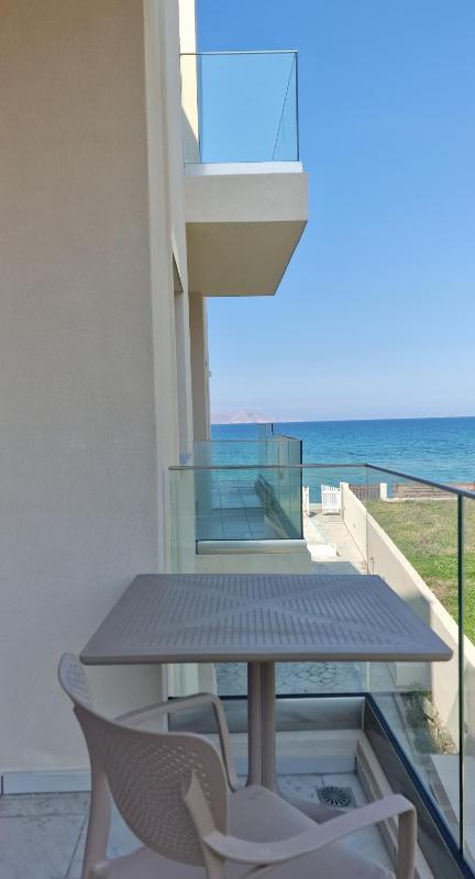Double Room Side Sea View (2 Adults + 1 Child) image 4