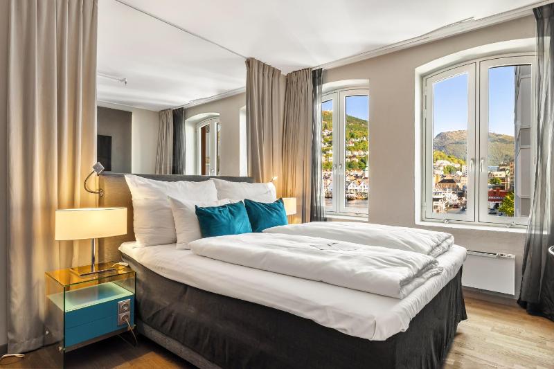 Superior Double Room image 1