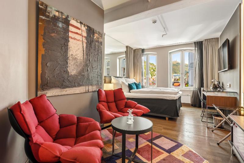 Superior Double Room image 4