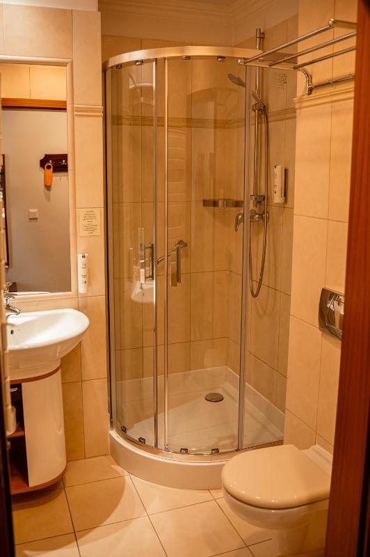 Single Room image 4
