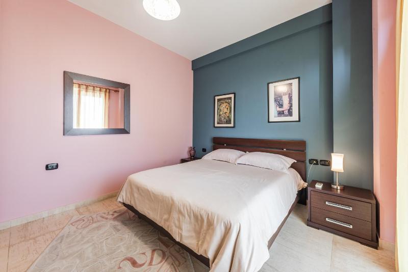 Main square apartment - image 14