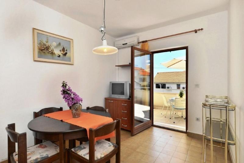 Apartments Nikola - image 44