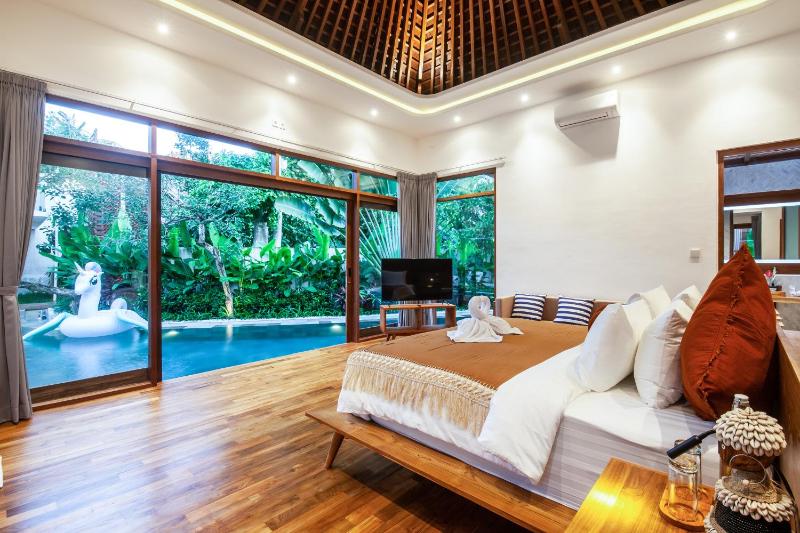 Payapaya Seminyak luxury vila 4 BR near beach potato head - image 25