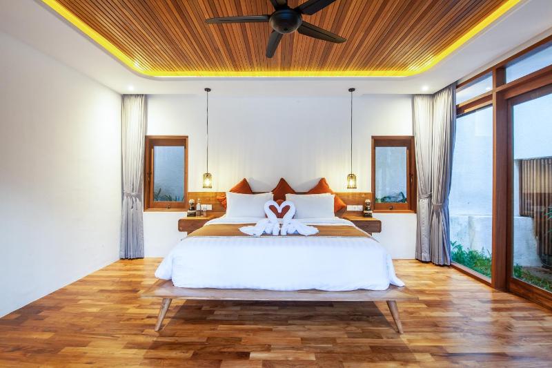 Payapaya Seminyak luxury vila 4 BR near beach potato head - image 30