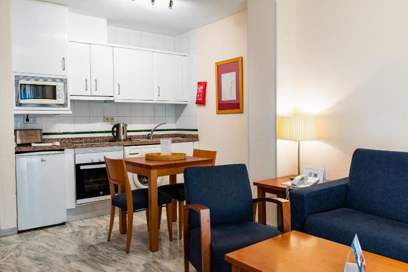 Classic Two Bedroom Apartment image 4
