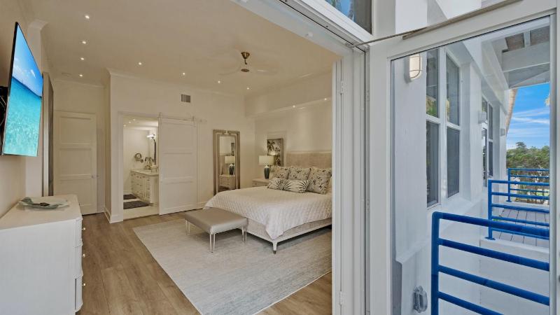 Modern Majesty by Last Key Realty - image 22
