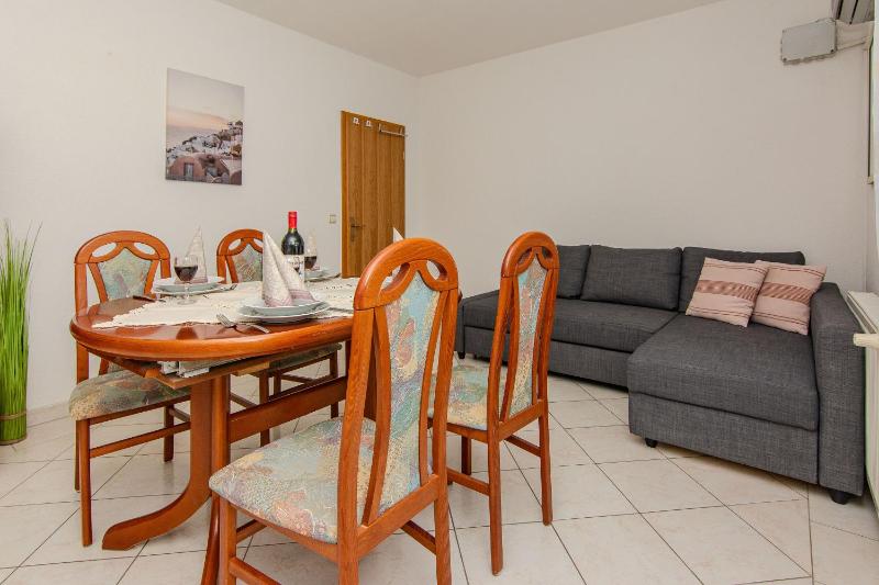 Apartments Markovic - image 8