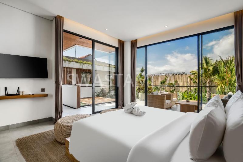 Luxe 5BR Villa 200m to Brawah Beach Retreat - image 6