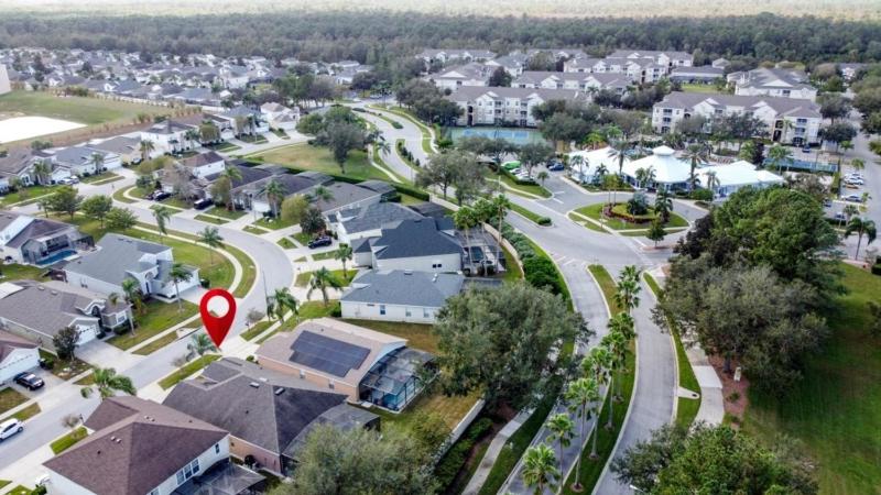 4 Bed in Windsor Palms Resort - Steps to Disney villa - image 35