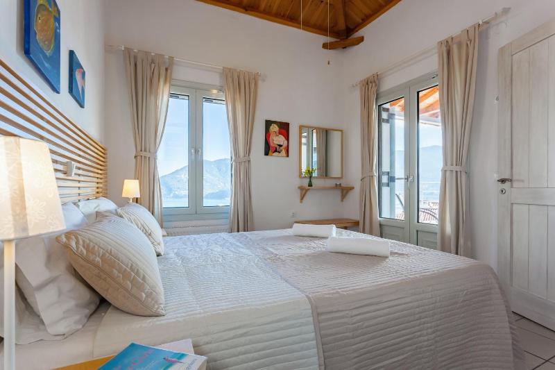 Thea Home Hotel by Booking Kottas - image 28