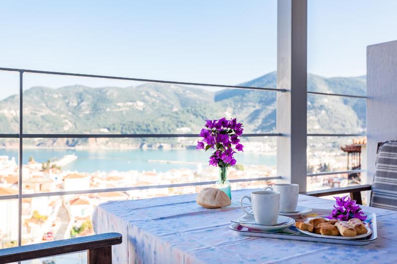 Thea Home Hotel by Booking Kottas - image 19