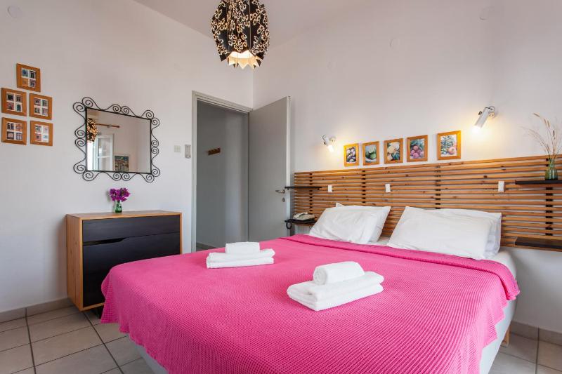 Thea Home Hotel by Booking Kottas - image 48