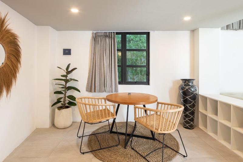 AKA Tropicana Loft Canggu - image 9