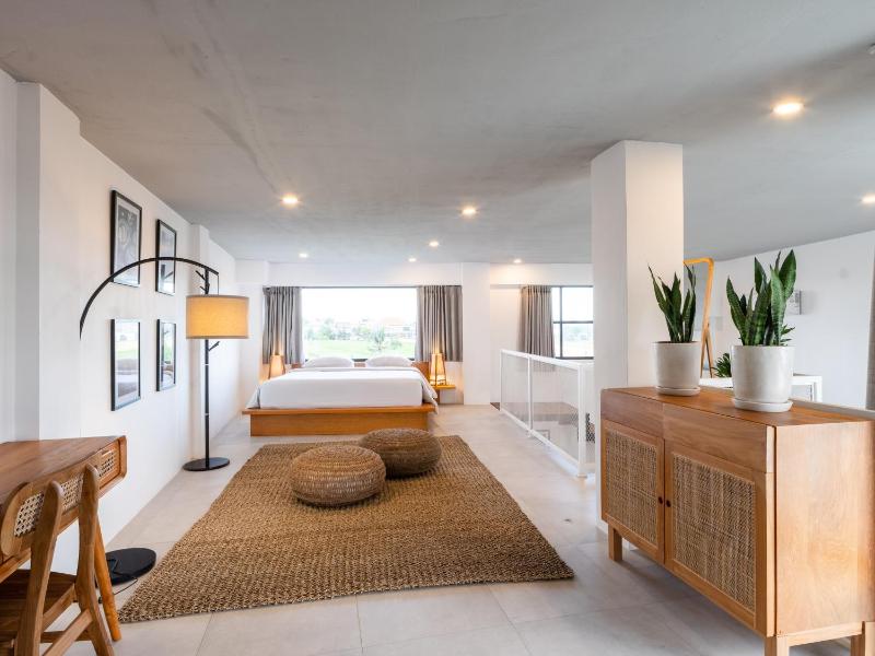AKA Tropicana Loft Canggu - image 33
