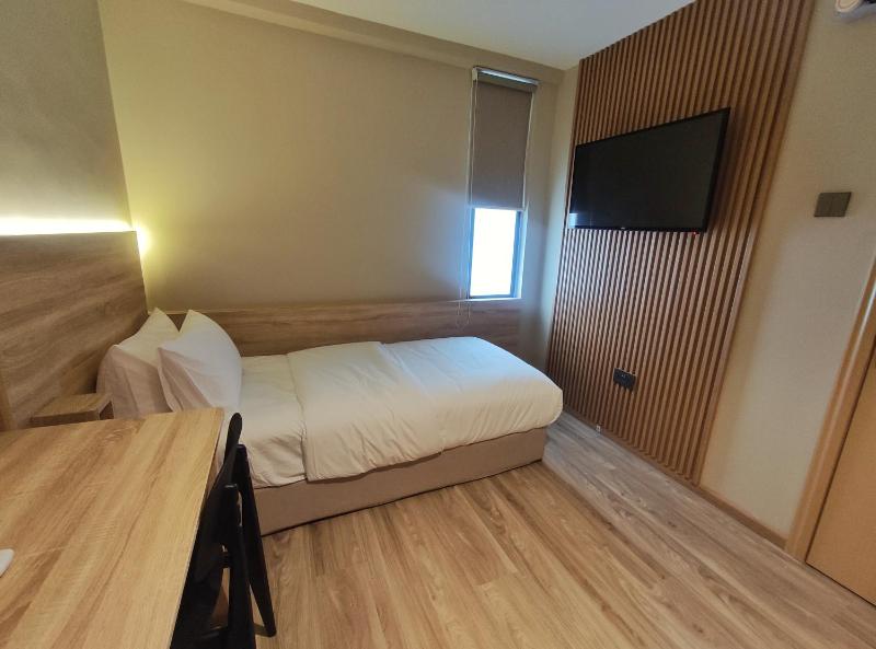 Nuvo Hotel - image 13