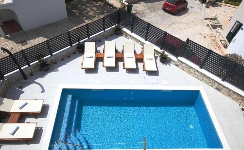 House Mirka - image 35