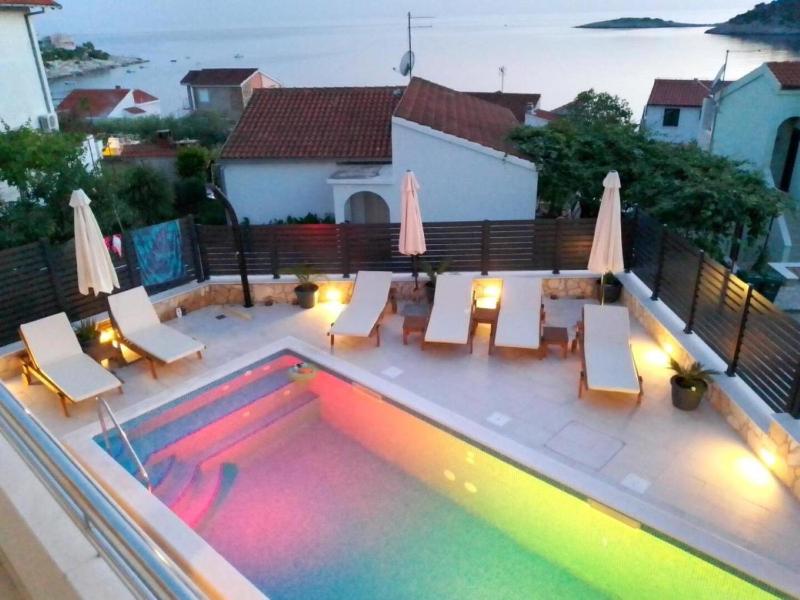 House Mirka - image 9