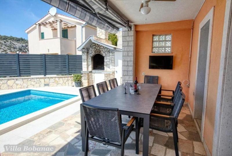 House Mirka - image 37