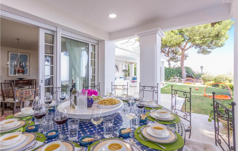 Luxurious Home In Málaga - image 29