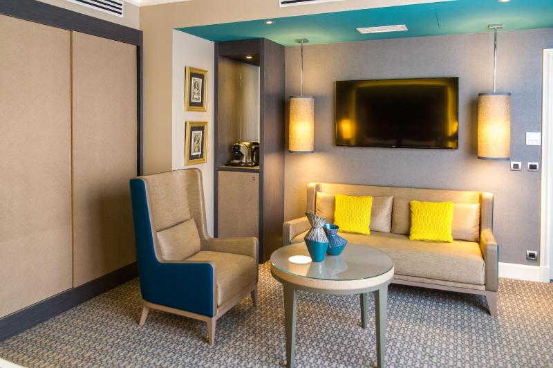 Junior Suite 1 image 2