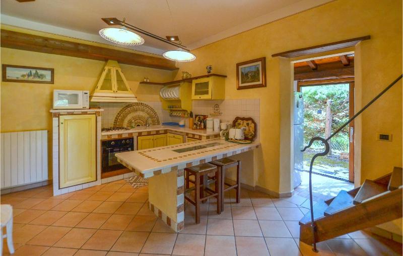 Lovely Home In Cortona With Kitchen - image 15